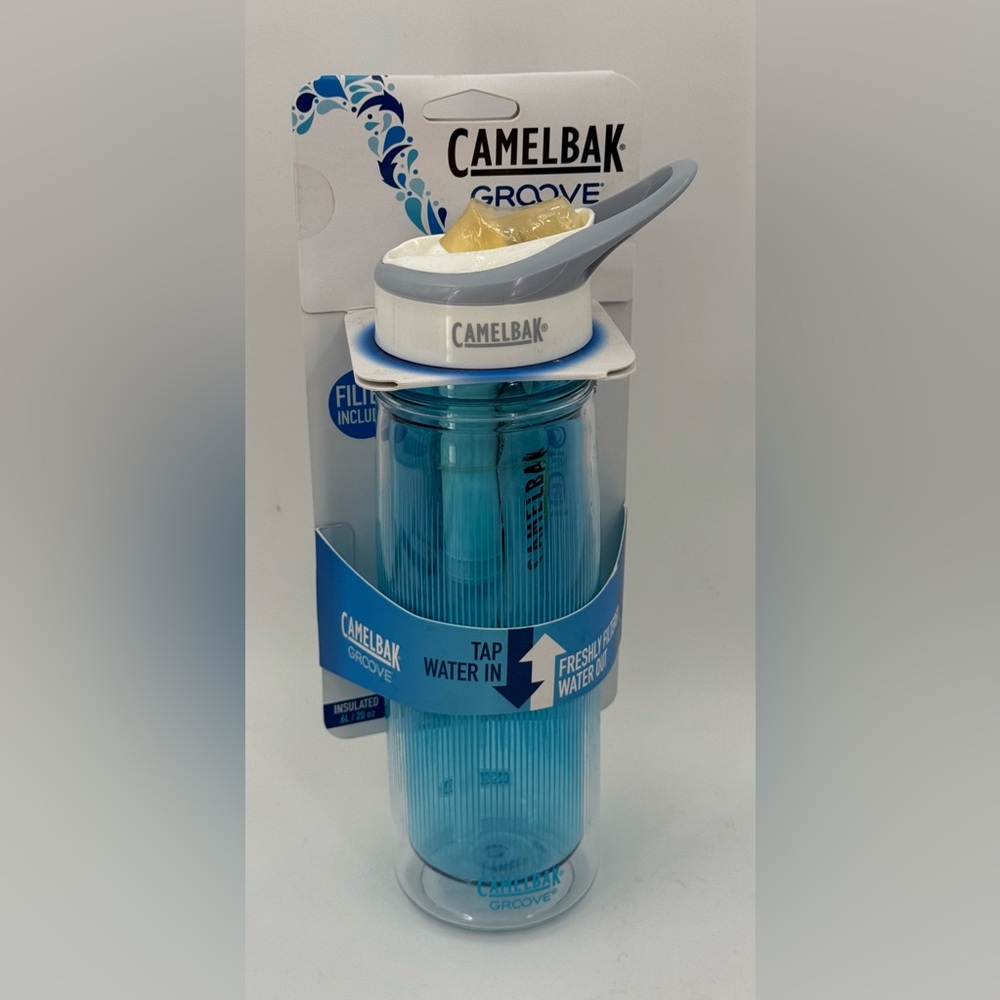 Camelbak Groove Portable Filtration System Fresh Filtered Water Bottle 20 oz .6L